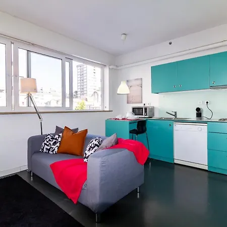 Apartment In Center 1t *